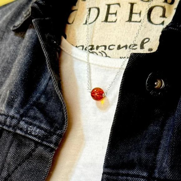 Minimalist Lux Baltic amber sphere/worry stone 925 silver necklace fall vibes - Picture 1 of 6